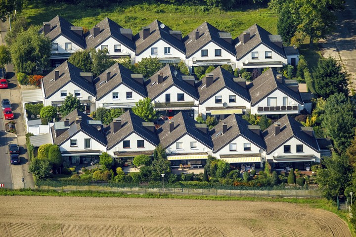 Nové bývanie - dom za mestom - ilustračné foto